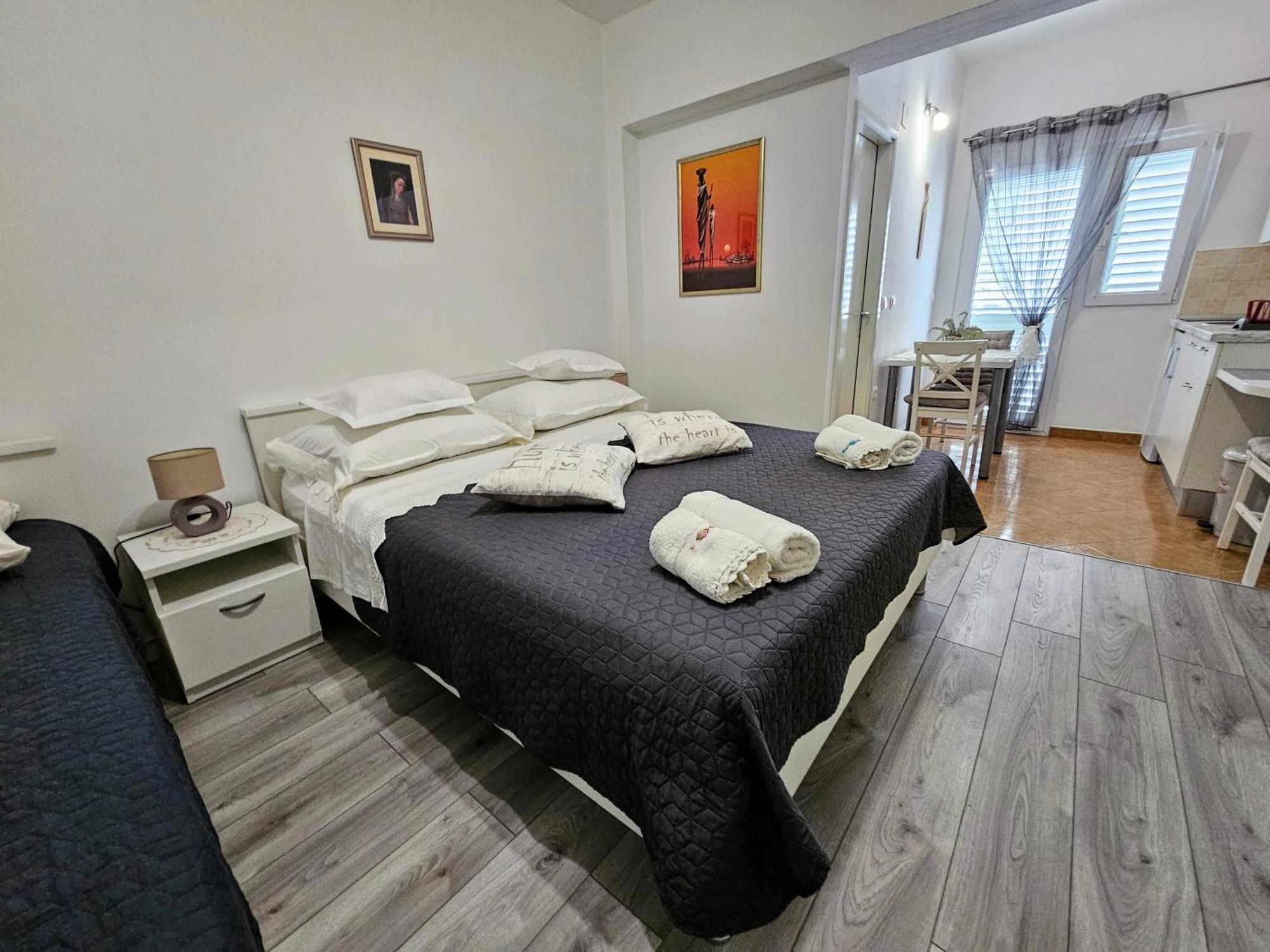 Guest House Antonia Baška Voda Zewnętrze zdjęcie