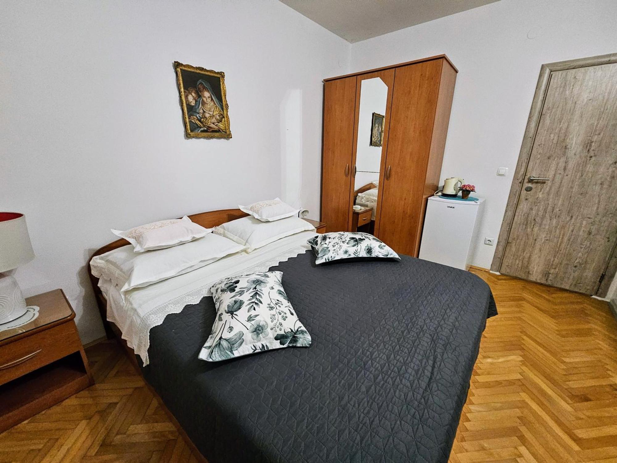 Guest House Antonia Baška Voda Zewnętrze zdjęcie